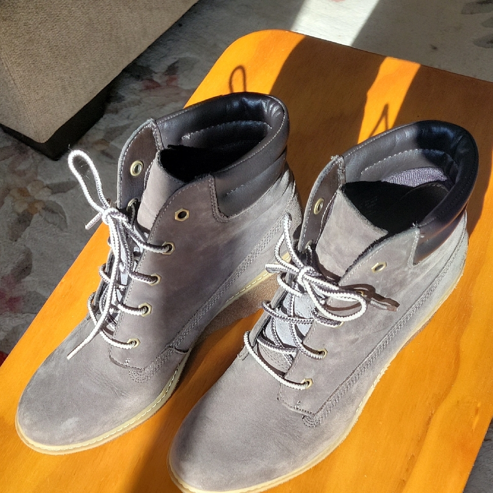 Timberland Grey Leather Boots
